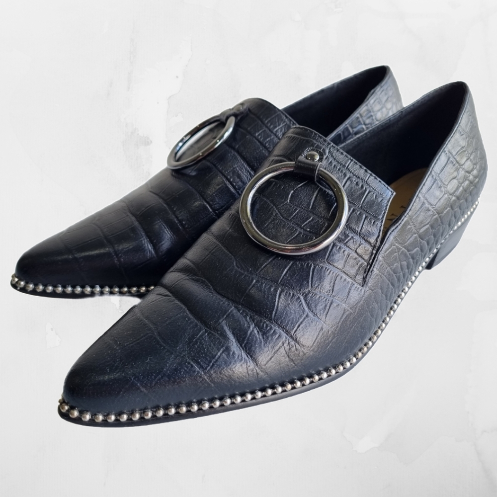 Skin Black Crocodile Print Leather O-Ring Detail Pointed Toe Loafers Size 38 - Picture 1 of 7